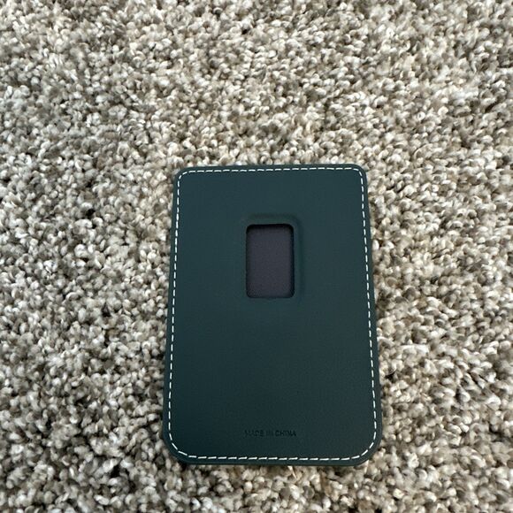 Starbucks 2024 MagSafe Card Wallet Holder Korea Exclusive - Picture 2 of 3